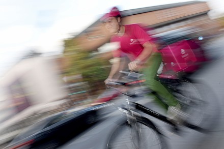 Ein Pizzafahrer von Foodora