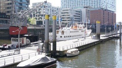 Floatel Hafenkran