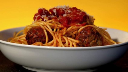 Spaghetti mit Fleischbällchen