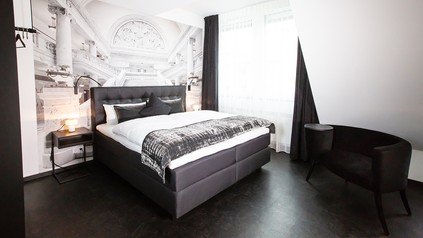 Zimmer "Marmor" des neuen Boutique-Hotels „K7“ in Bad Nauheim