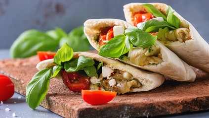 Aufgeschnittene Wraps