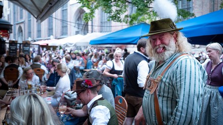 Als Ergänzung zum Oktoberfest findet in diesem Jahr die Wirtshauswiesn vom 17. September bis zum 3. Oktober 2022 statt. (Foto: © picture alliance/SZ Photo | Johannes Simon)
Wirtshauswiesn