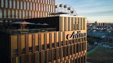 Das Adina Hotel München gehört zu den zehn Nominierten für die Auszeichnung „Hotelimmobilie des Jahres“. (Foto: © Adina Hotel München)
Adina Hotel München