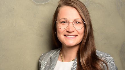 Anna Hassler ist neue Head of Marketing & PR des Empire Riverside Hotels und des Hotels Hafen Hamburg. (Foto: © Studioline Photography)
Anna Hassler