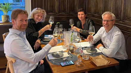 Bei der Wine Battle können die Teilnehmer wie professionelle Tester verkosten, interaktiv Punkte vergeben und über Runden- und Gesamtsieger entscheiden. (Foto: © Arcotel)
Wine Battle