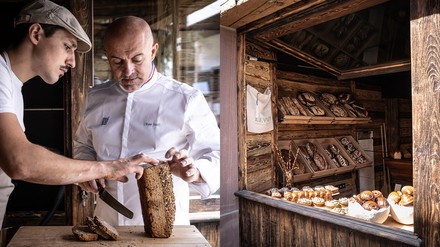 In Kaysersberg hat Olivier Nasti „La Boulangerie Levain“ eröffnet. (Fotos: © ILYA KAGAN)
In Kaysersberg hat Olivier Nasti "La Boulangerie Levain" eröffnet. (Fotos: © ILYA KAGAN)