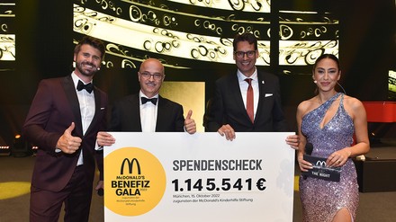 Auf der Mc Donald’s Benefiz Gala zugunsten der Kinderhilfe Stiftung kamen Spenden in Höhe von 1.145.541 Euro zusammen. (Foto: © SABINE BRAUER PHOTOS)
Mc Donalds 17. Spendengala