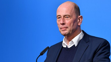 Wolfgang Tiefensee (SPD), Minister für Wirtschaft, Wissenschaft und Digitale Gesellschaft von Thüringen möchte 2023 den Tourismus in Thüringen weiter stärken. (Foto: © picture alliance/dpa | Martin Schutt)
Wolfgang Tiefensee.