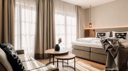 So sehen die Zimmer im Hotel Johann Schladming aus. (Foto: © Hotel Johann Schladming)
Zimmeransicht Hotel Johann Schladming.