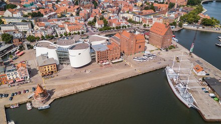 Am Stralsunder Hafen ist unter anderem ein neues Hotel geplant. (Foto: © SEB – www.sebfoto.de)
Stralsunder Hafen