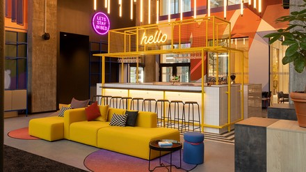 Das Design-Konzept des neuen ibis Styles Kopenhagen lautet Urban Living trifft Natürlichkeit. (Foto: © Accor)
ibis Styles Kopenhagen