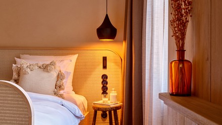 Gehobene Gemütlichkeit im Platzl Hotel München (Foto: © Platzl Hotels)
Ein Zimmer im Platz Hotel München