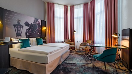 „Von Schritt zu Schritt bis in die Zimmer“: Im Mercure Hotel Hannover City prägt ganzheitliche Wohlfühlatmosphäre das Ambiente. (Foto: © Christoph Weiß)
Neuer Fußboden verlegt