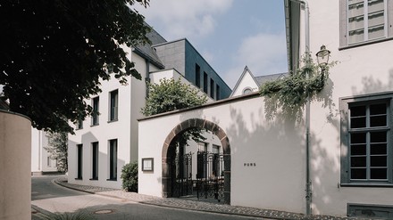 Das Hotel und Restaurant Purs ist das 20. Mitglied der „Relais & Châteaux Deutschland“-Familie. (Foto: © Relais & Châteaux)
Das Hotel und Restaurant Purs ist das 20. Mitglied der „Relais & Châteaux Deutschland“-Familie. (Foto: © Relais & Châteaux)