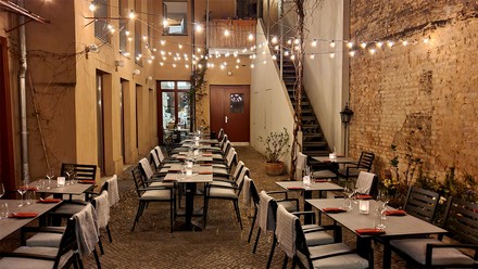 Innenhof Restaurant Der Weinlobbyist