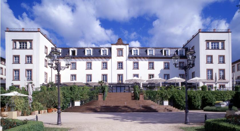 Schloss Reihnartshausen