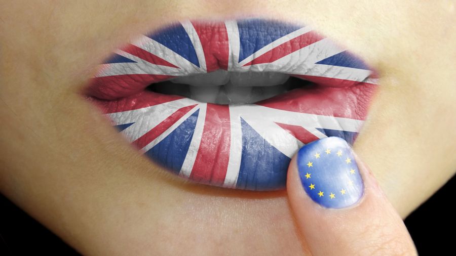Lippen in Farben der Britischen Flagge